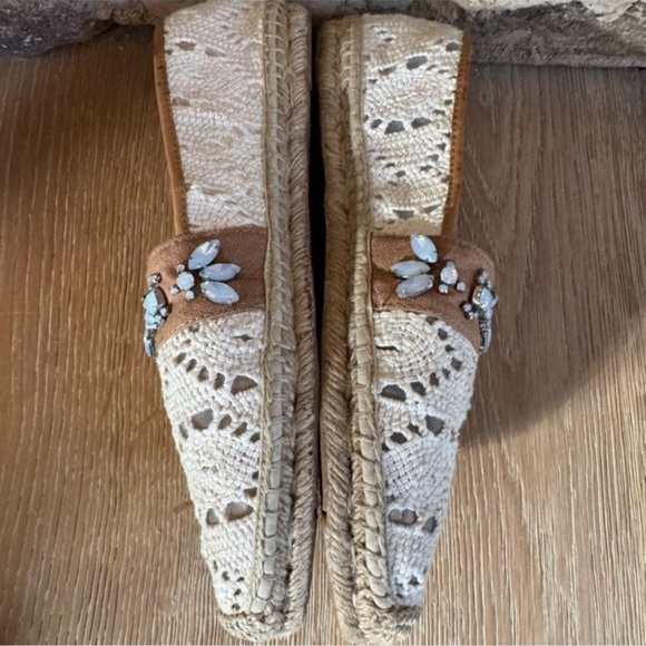 Tory Burch Crochet Embellished Flats Espadrille Sz 10.5 STUNNING PriceFirm! - Picture 11 of 12